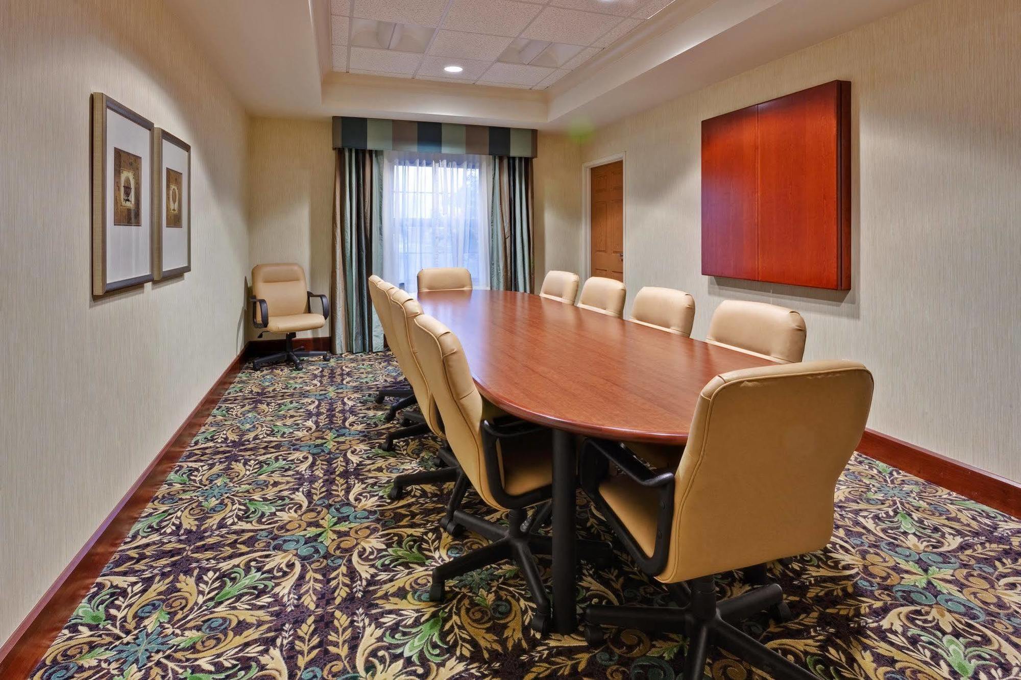 Staybridge Suites Buffalo By Ihg Exterior photo