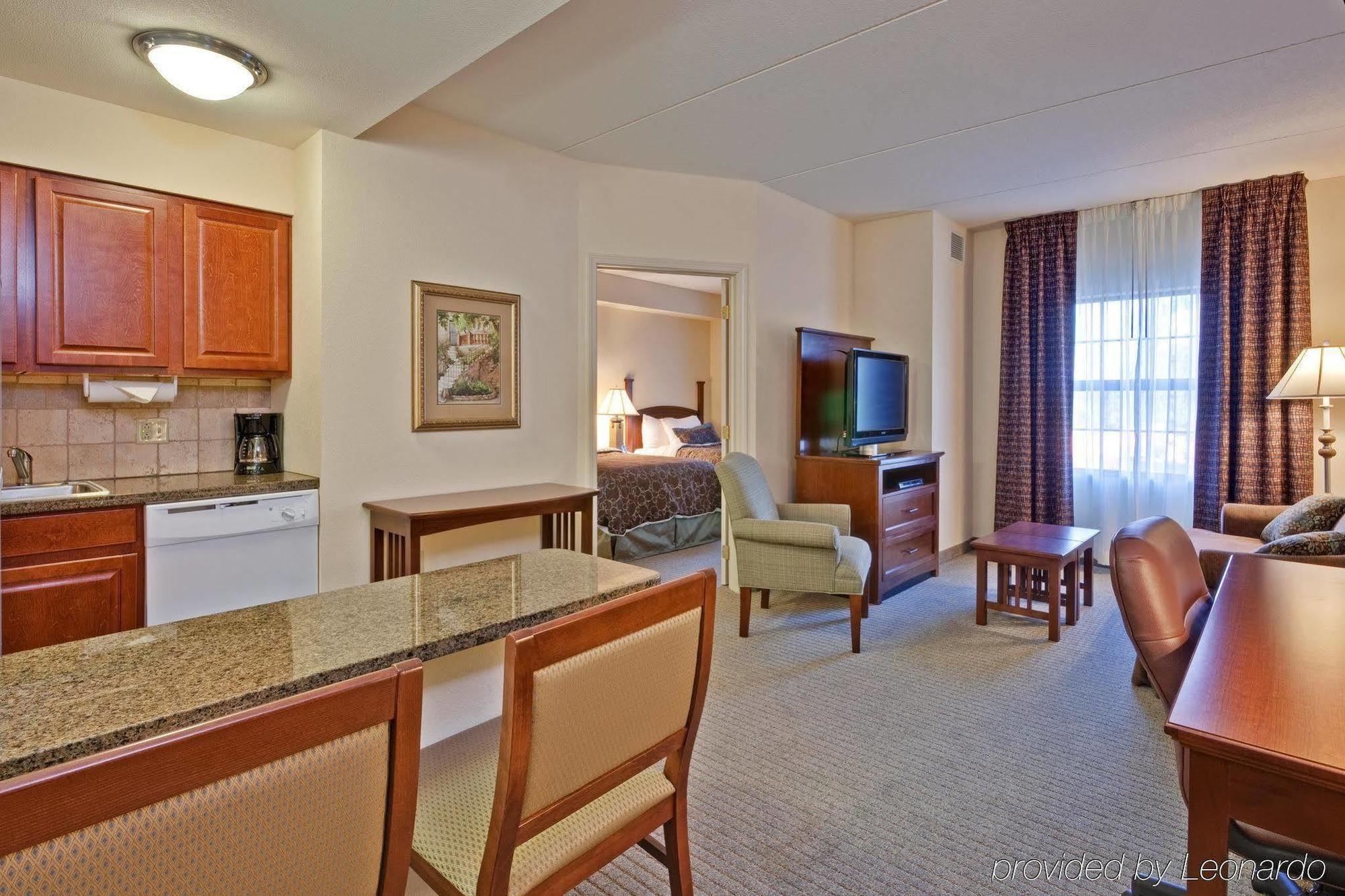 Staybridge Suites Buffalo By Ihg Room photo